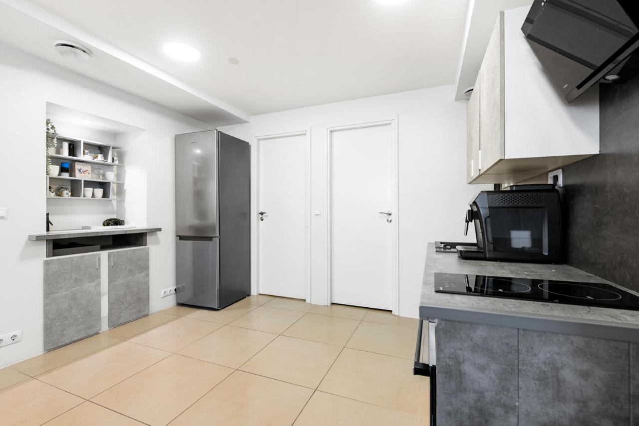 Sirena Apartment - Self Check-In And Free Parking 탈린 외부 사진